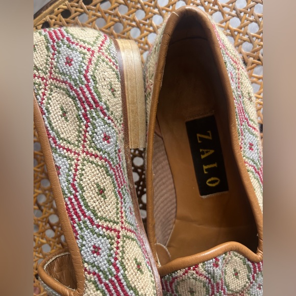 Vintage Zalo Needlepoint Geometrical Pattern Loafers Flats Size 6 Made In Spain - Picture 8 of 9